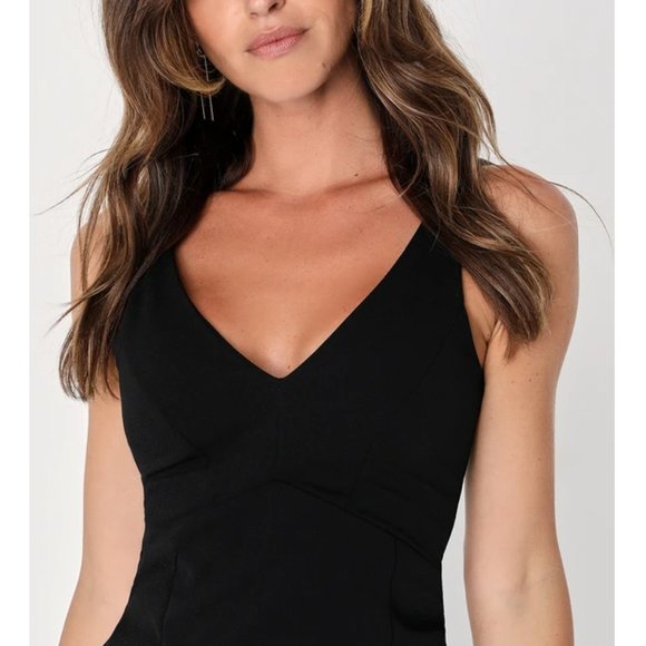 Lulu Black Bodycon Midi Dress - Picture 2 of 3